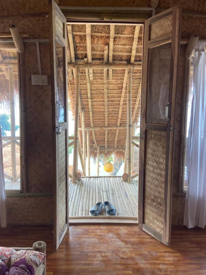 Happy Lemon Tree Lodge Sauraha Exterior photo