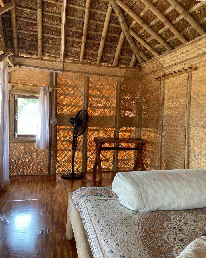 Happy Lemon Tree Lodge Sauraha Exterior photo